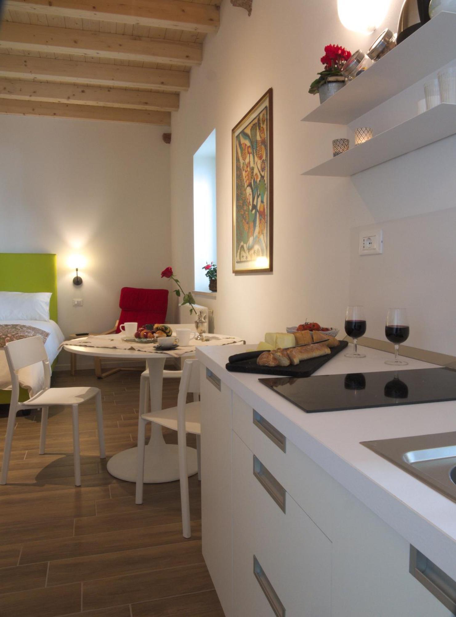 Ai Portoni Apartment Verona Exterior photo