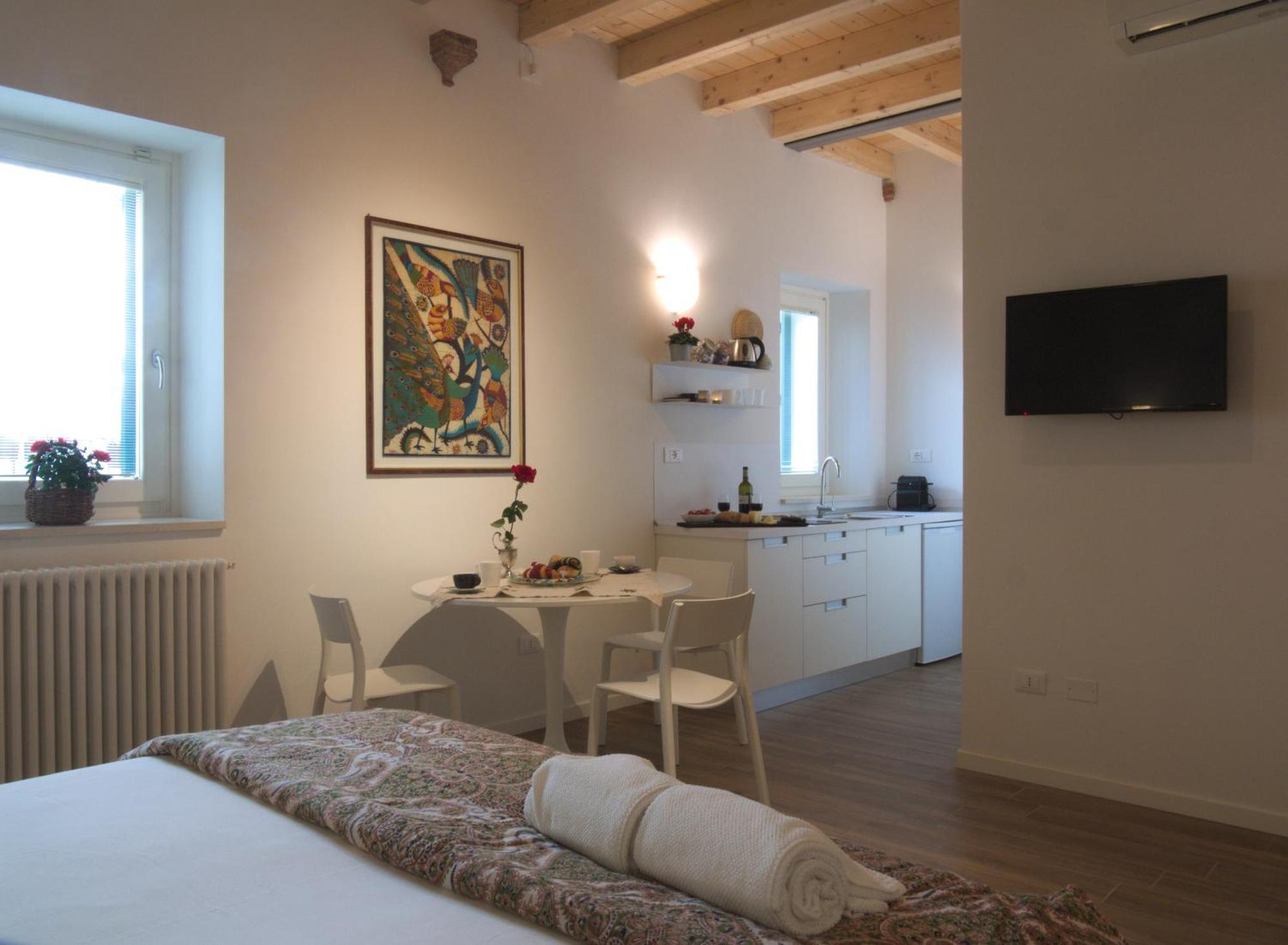 Ai Portoni Apartment Verona Exterior photo