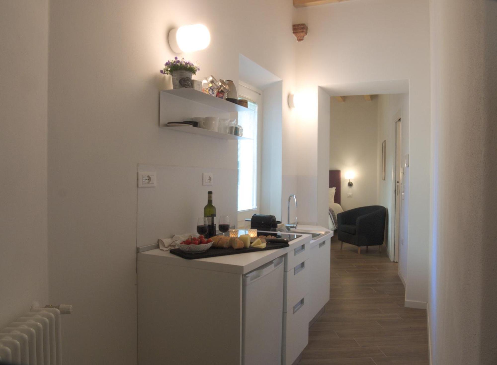 Ai Portoni Apartment Verona Exterior photo