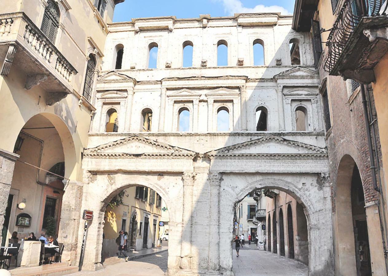 Ai Portoni Apartment Verona Exterior photo